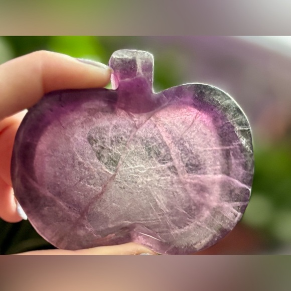 Crystal Fluorite Apple Dish! - Picture 4 of 6